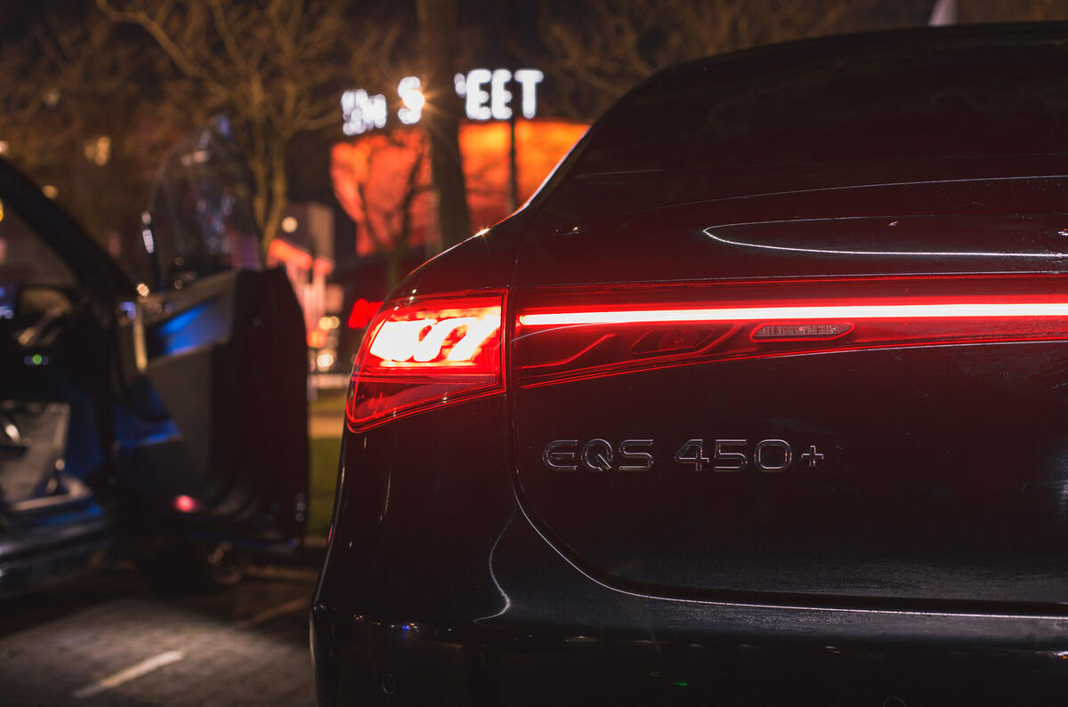 80 BMW iX vs Mercedes EQS 2022 EQS rear lights