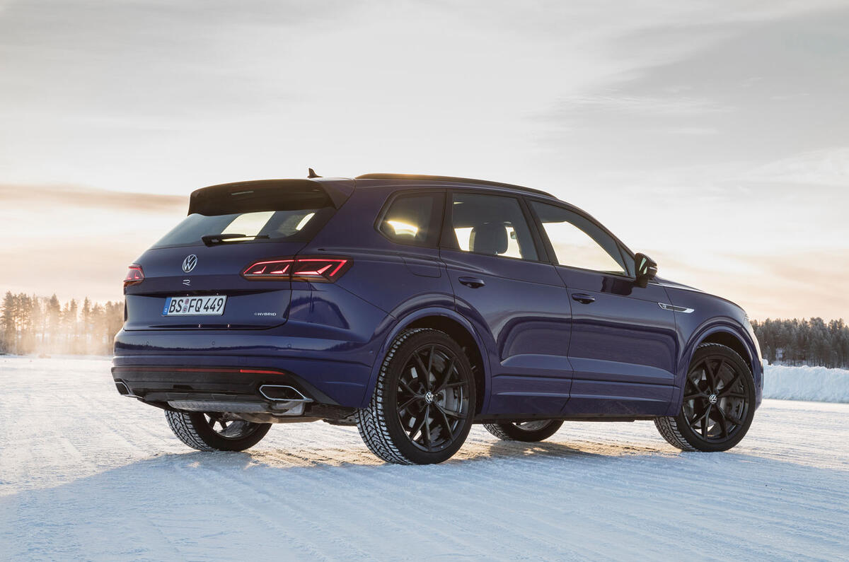 Volkswagen Touareg R 2020 official reveal images - static rear