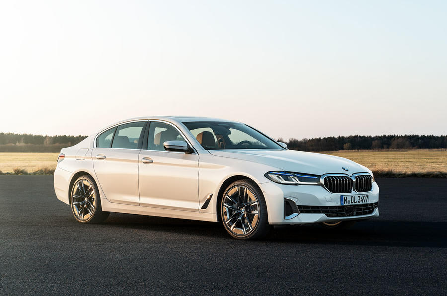 https://www.autocar.co.uk/sites/autocar.co.uk/files/styles/gallery_slide/public/images/car-reviews/first-drives/legacy/83-bmw-540i-2020-facelift-official-static.jpg