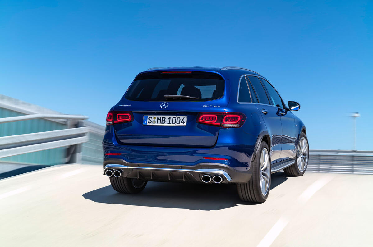 Mercedes-AMG GLC43 2019 official debut - on the road rear
