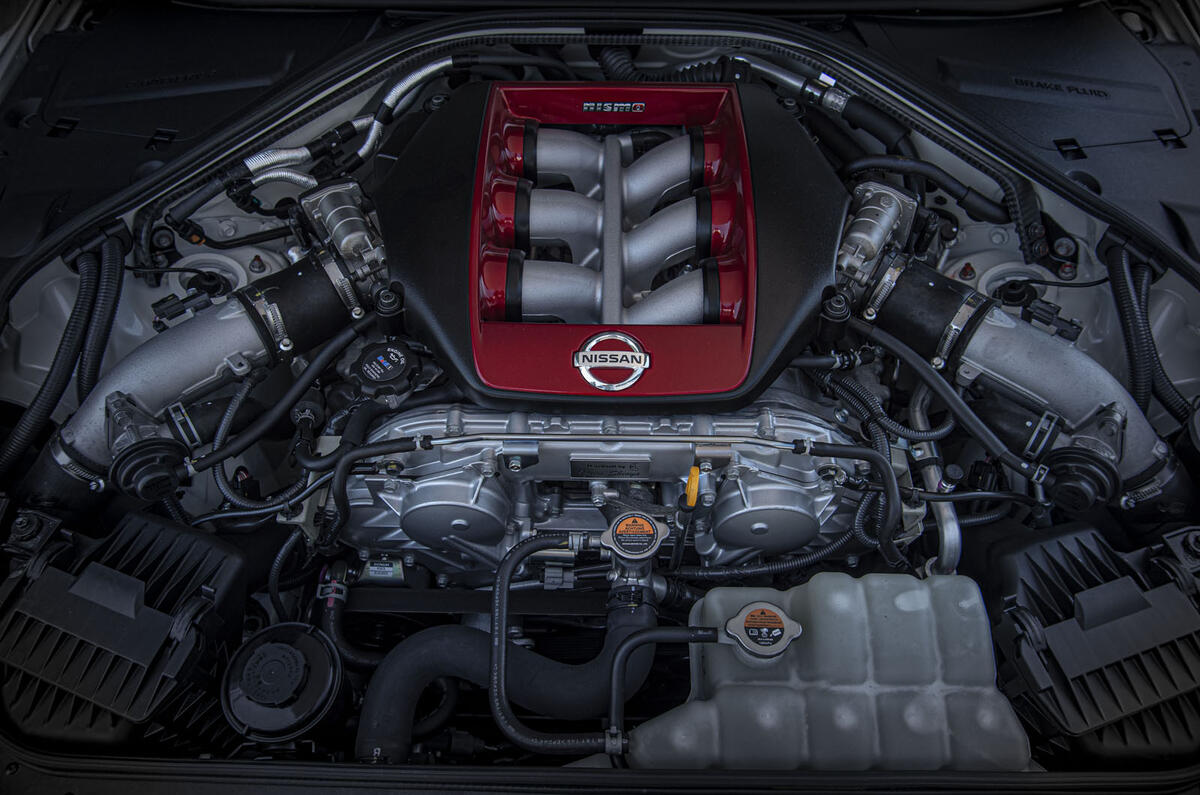Nissan GT-R Nismo 2020 official reveal - engine