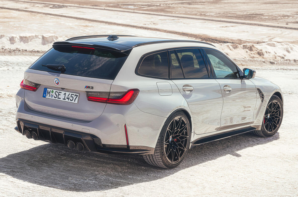 85 bmw m3 touring rear quarter