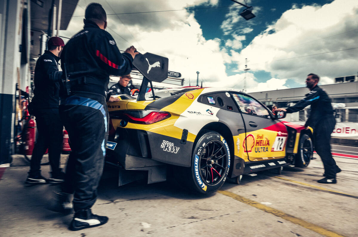 85 bmw m4 gt3  nurburgring rear panning