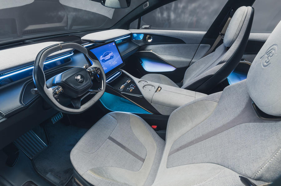 85 Lotus Eletre 2022 official reveal Autocar cabin