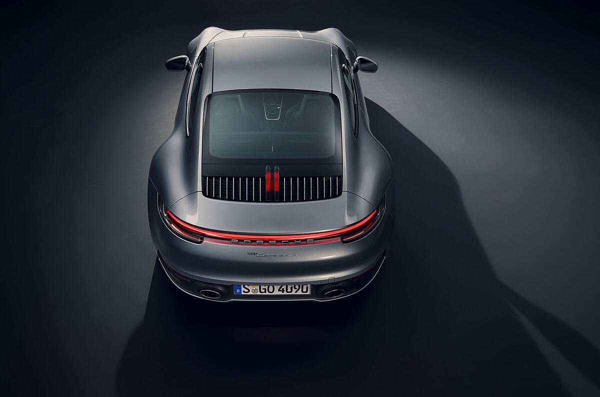 2019 Porsche 911 official studio photos - top