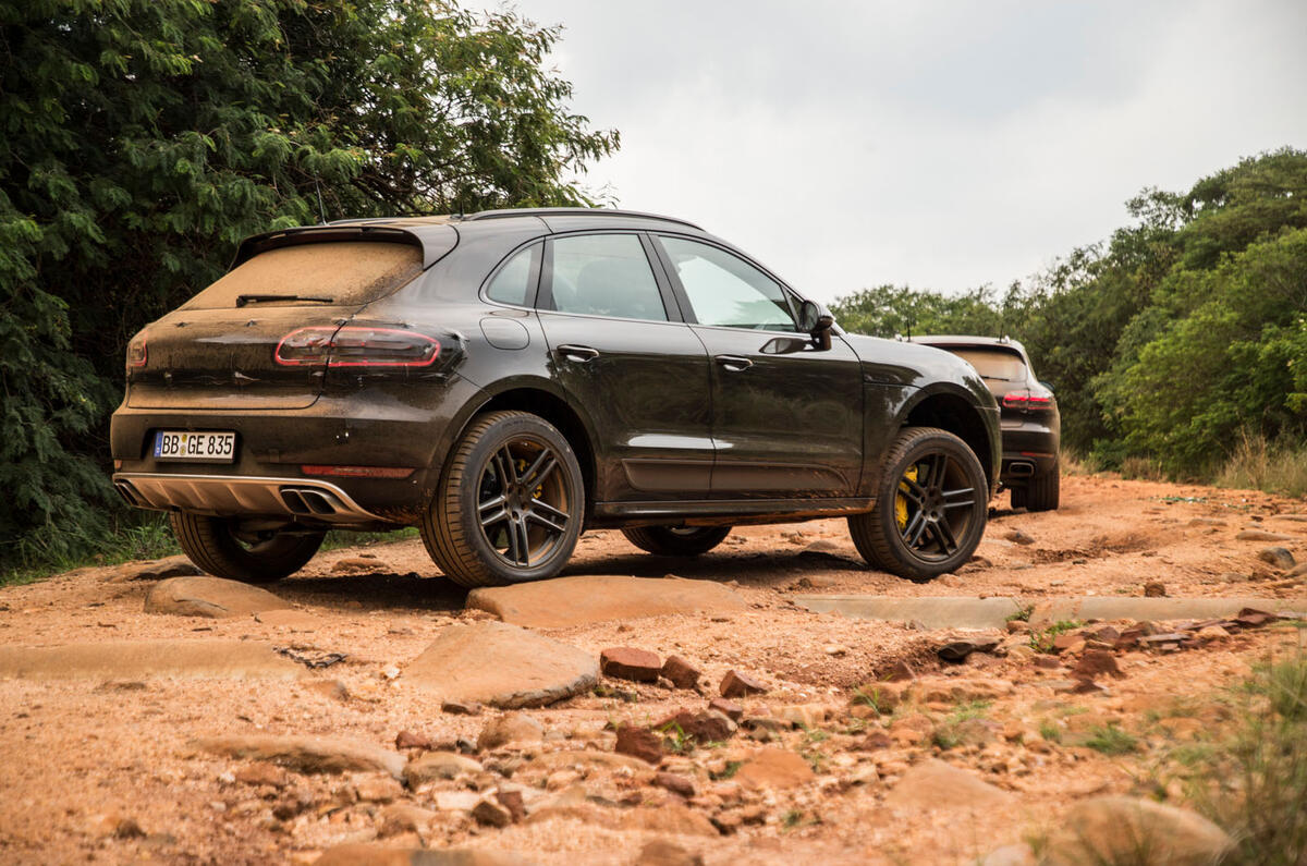 Porsche Macan prototype 2018 rocks rear