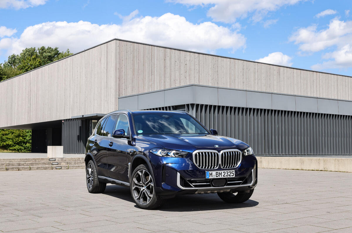86 BMW X5 Facelift FD 2023 front static