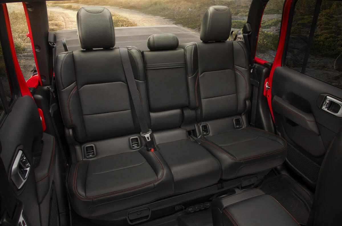 New Jeep Gladiator: heavy-duty pick-up launched | Autocar New Jeep Gladiator: heavy-duty pick-up launched | Autocar