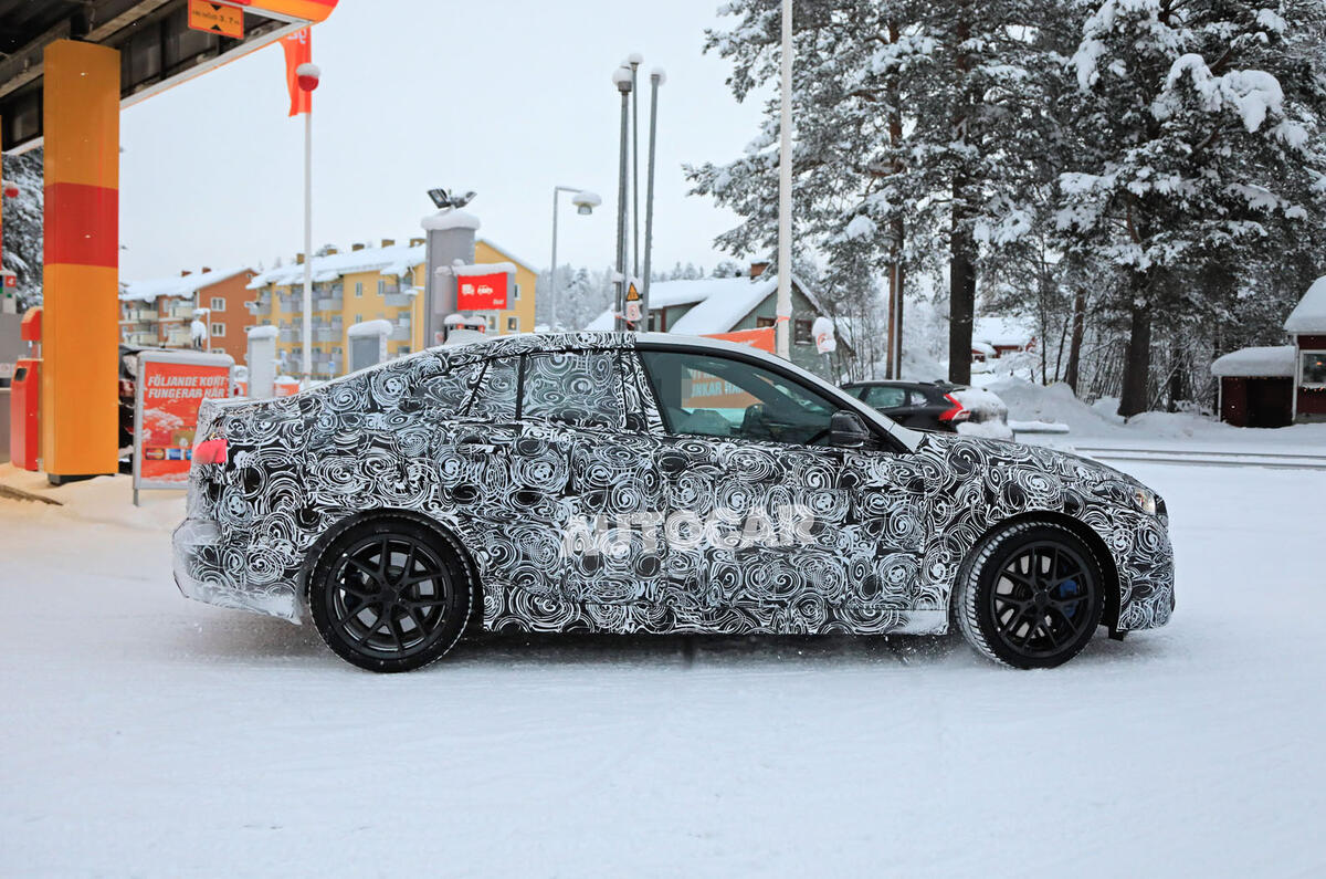 BMW 2 Series camouflage winter testing 2019 - side