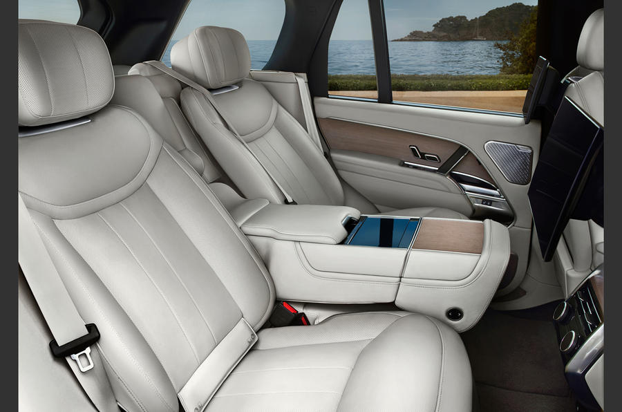 88 Land Rover Range Rover 2021 official reveal images rear seats