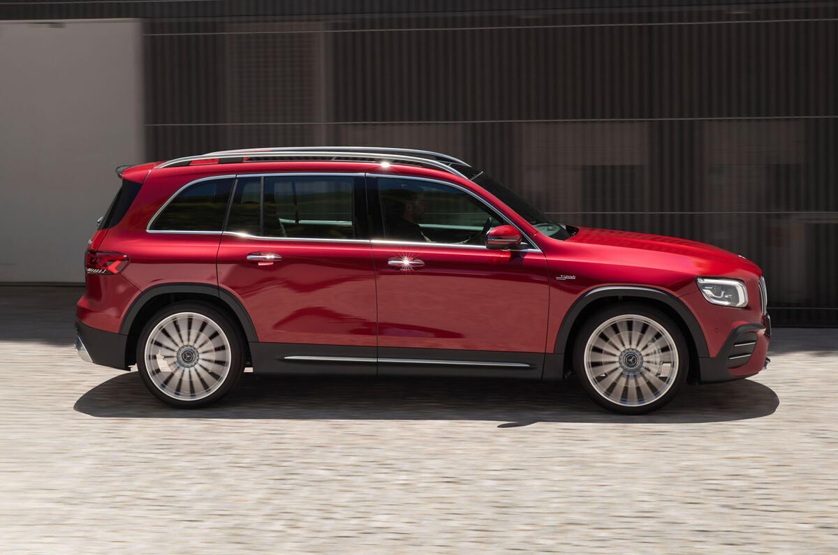 Mercedes Amg Glb35 4matic Revealed As 302bhp Compact Suv