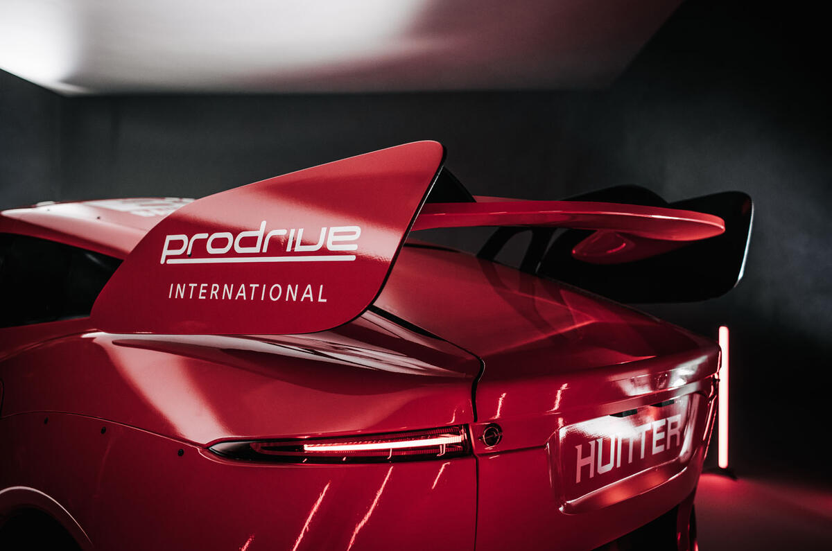 Prodrive BRX T1 in the desert - studio spoiler