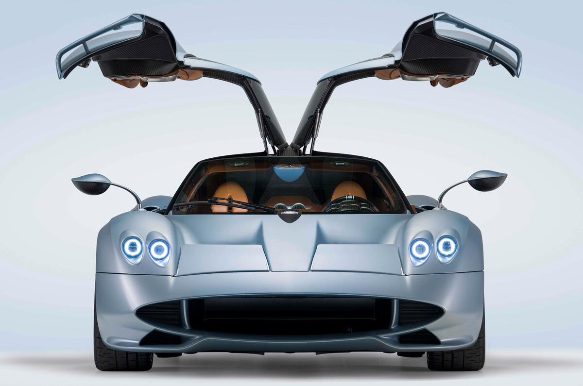 89 pagani huayra codalunga front doors
