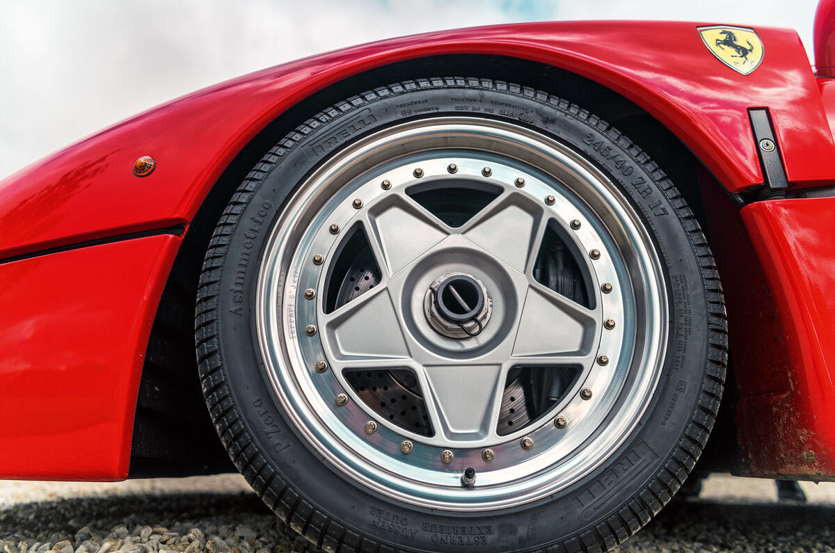 [Image: 8_ferrari_f40_wheel.jpg?itok=LTc2GulG]