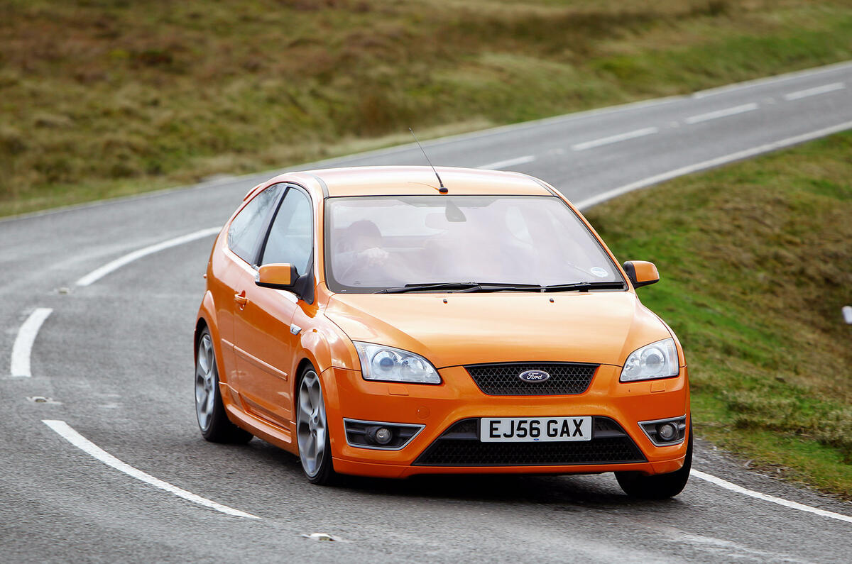 Ford Focus ST - tracking front