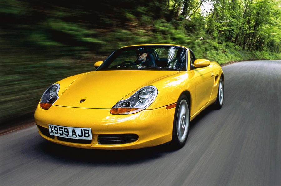 Porsche Boxster - tracking front