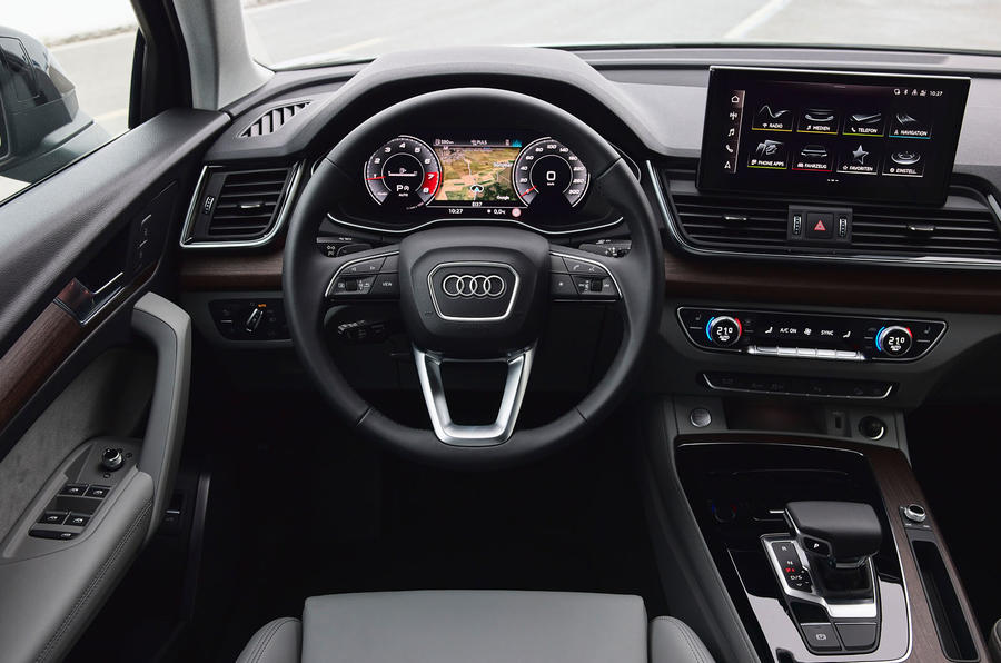 9 Audi Q5 Sportback 2021 : premier tableau de bord de l'examen de conduite