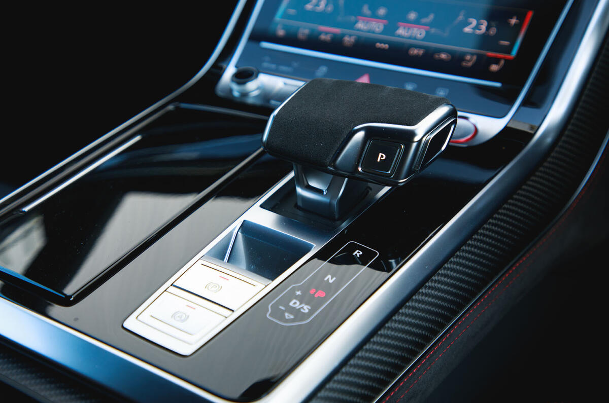 Audi RS Q8 2020 UK first drive review - gear selector