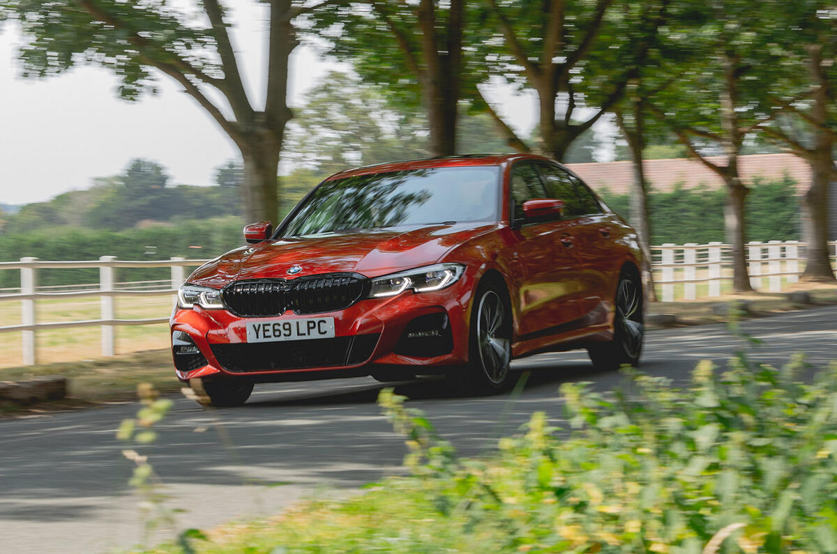 BMW 330e
