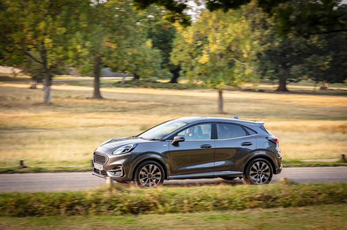 Ford Puma Vignale 2020 : premier bilan de conduite au Royaume-Uni - sur la route à gauche