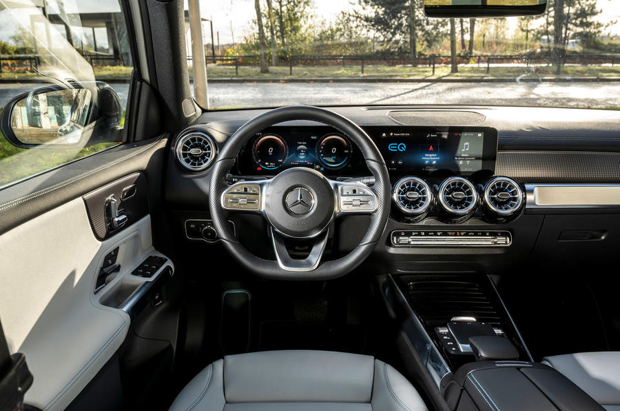 9 Mercedes Benz EQB 2021 UE : premier essai - tableau de bord