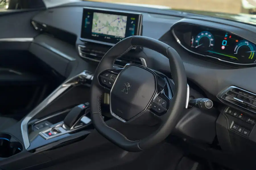 Peugeot 3008 Hybrid 225 2021 UK review | Autocar