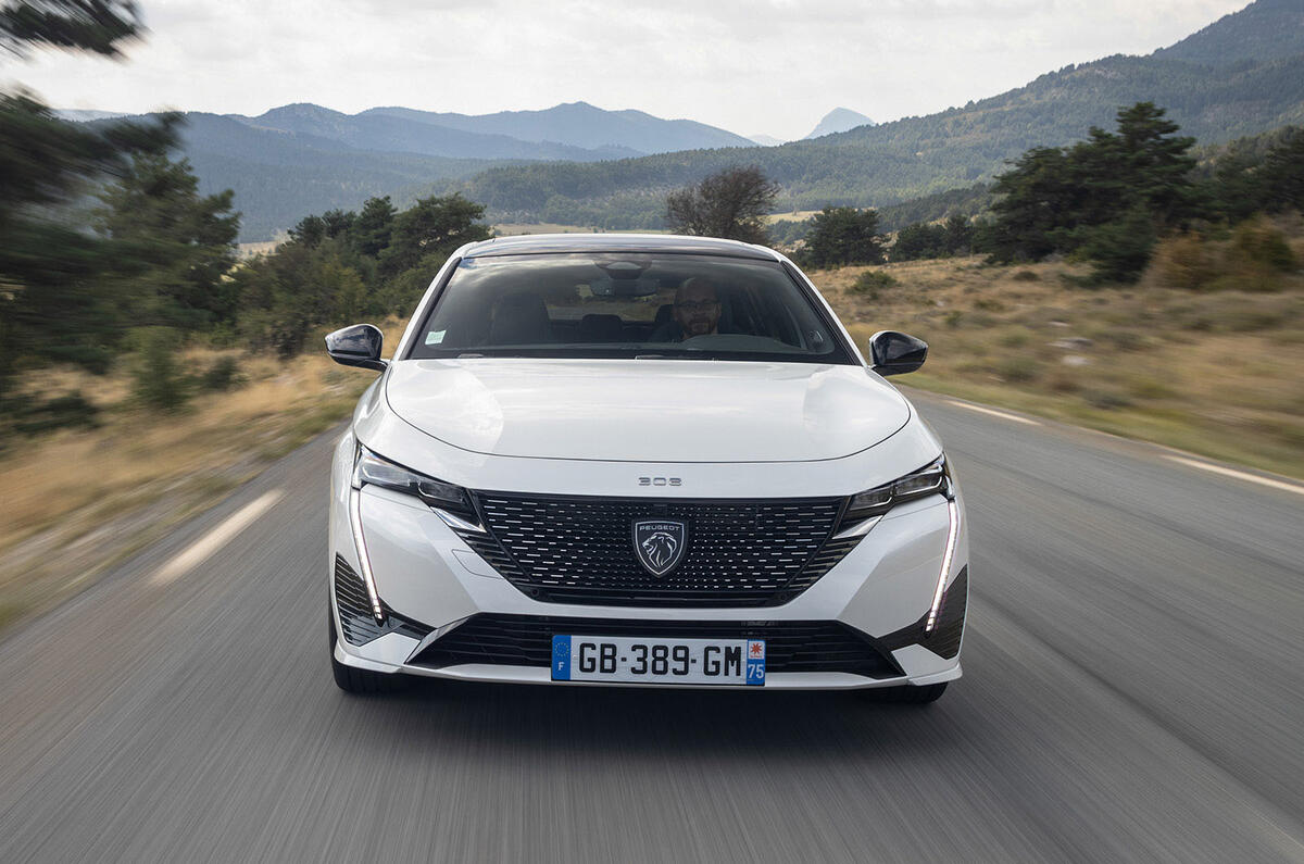 9 Peugeot 308 Hybrid 225 2021 LHD review on road nose