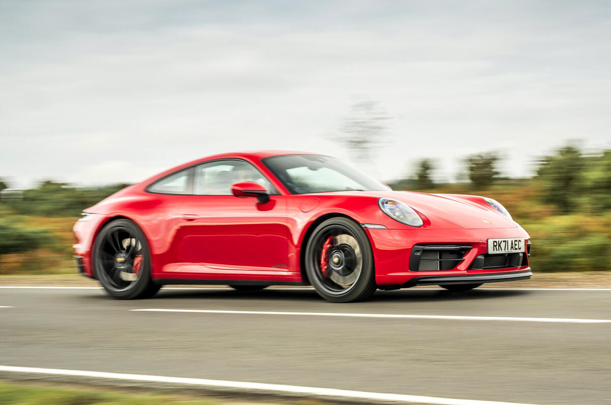 9 Porsche 911 GTS 2021 : premier essai sur route avant