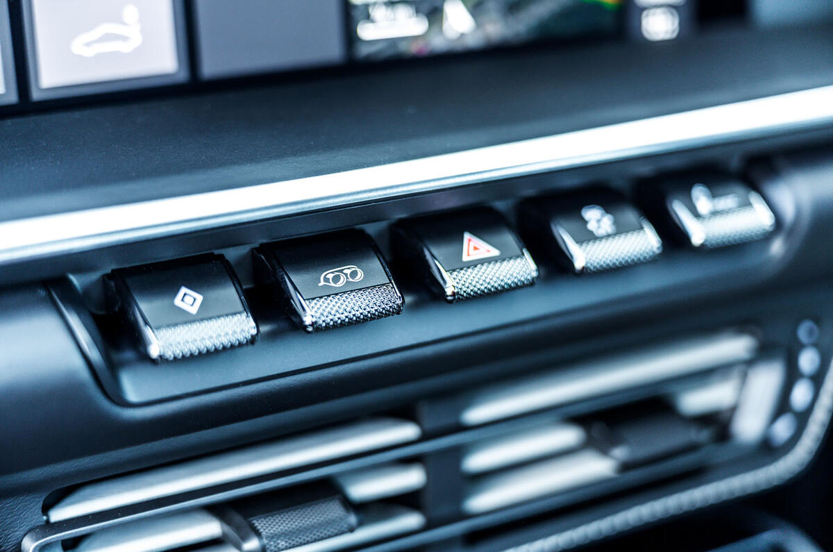 Porsche 911 Turbo S Cabriolet 2020 UK first drive review - dashboard