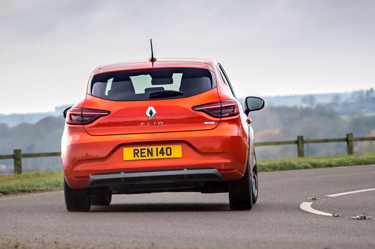 Renault Clio E-Tech hybrid 2020 UK first drive review - cornering rear