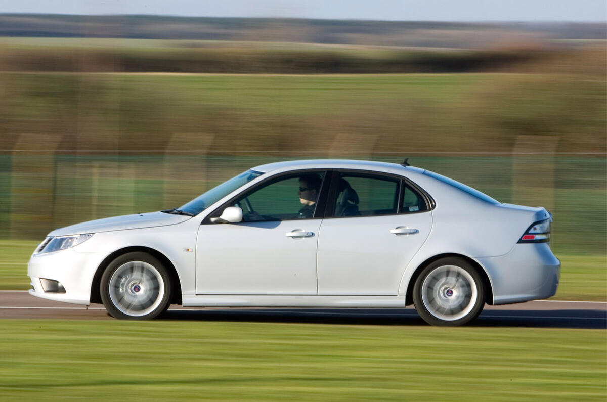 Saab 9-3 - side