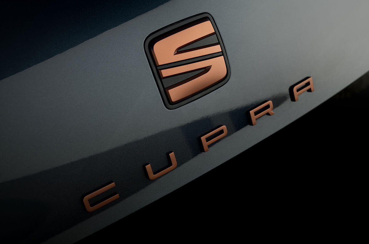 Seat Leon Cupra R ST 2019 first drive review - boot badge