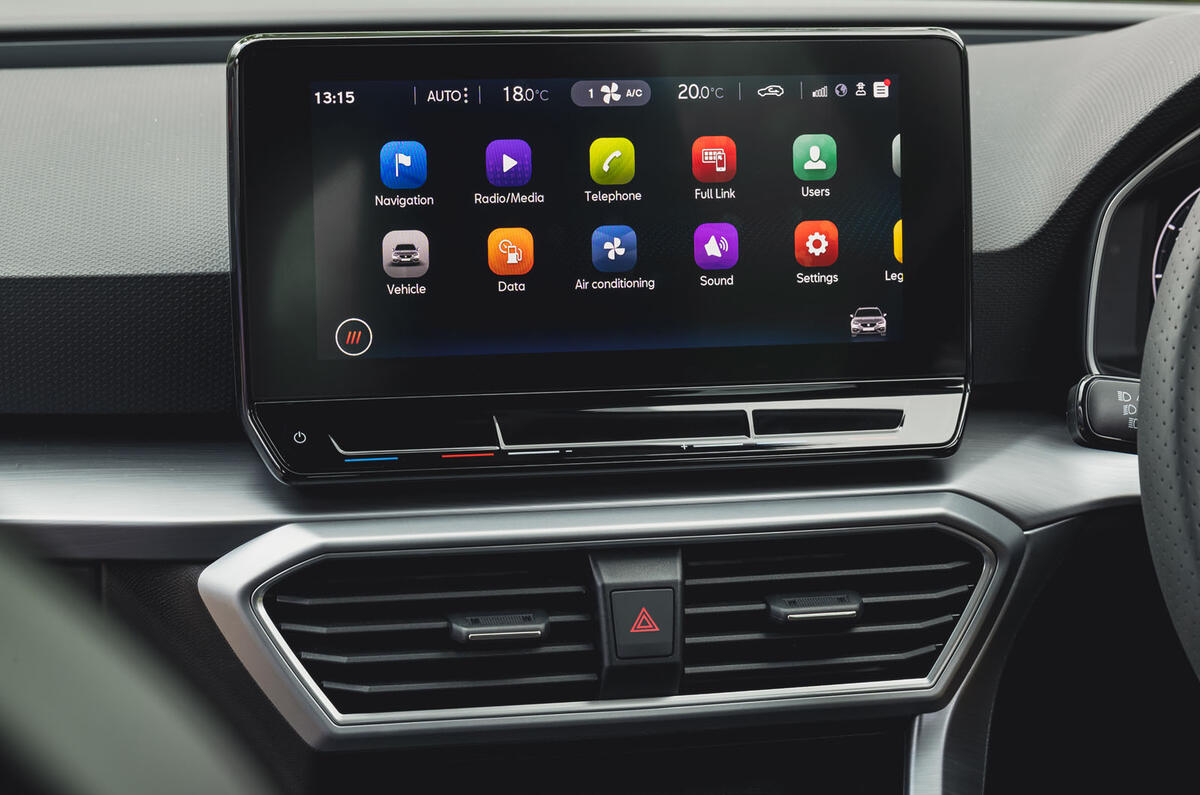 Seat Leon eHybrid FR 2020 UK first drive review - infotainment