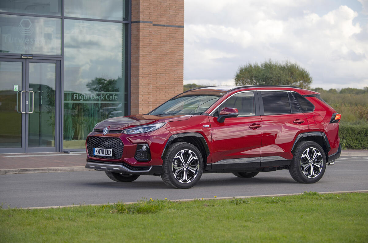 Suzuki Across Hybrid 2020 : premier bilan de la conduite au Royaume-Uni - côté statique