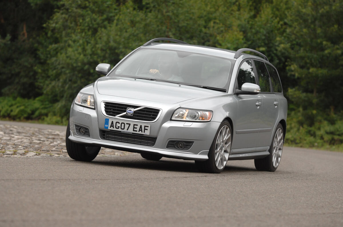 Volvo V50 2007 - hero front