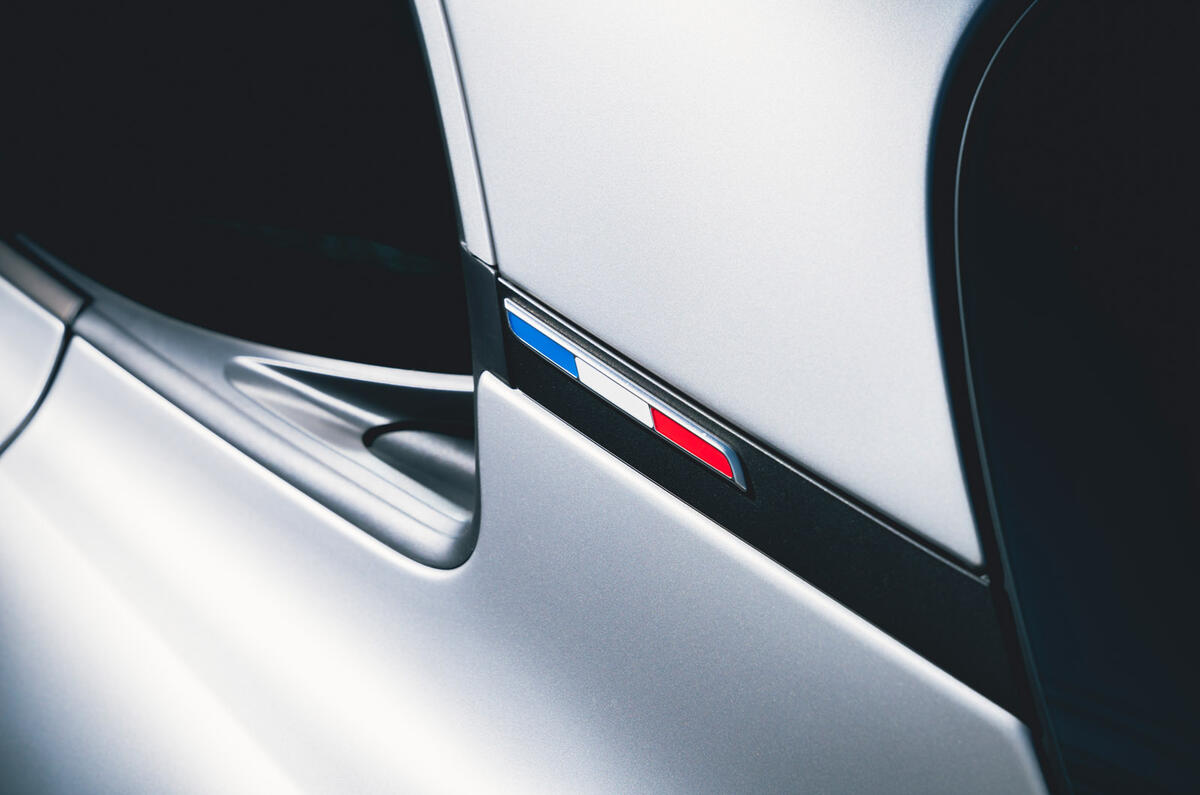 90 Autocar future classics final five 2022 alpine French flag