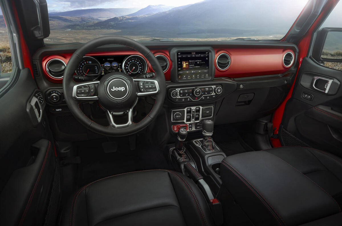 New Jeep Gladiator: heavy-duty pick-up launched | Autocar