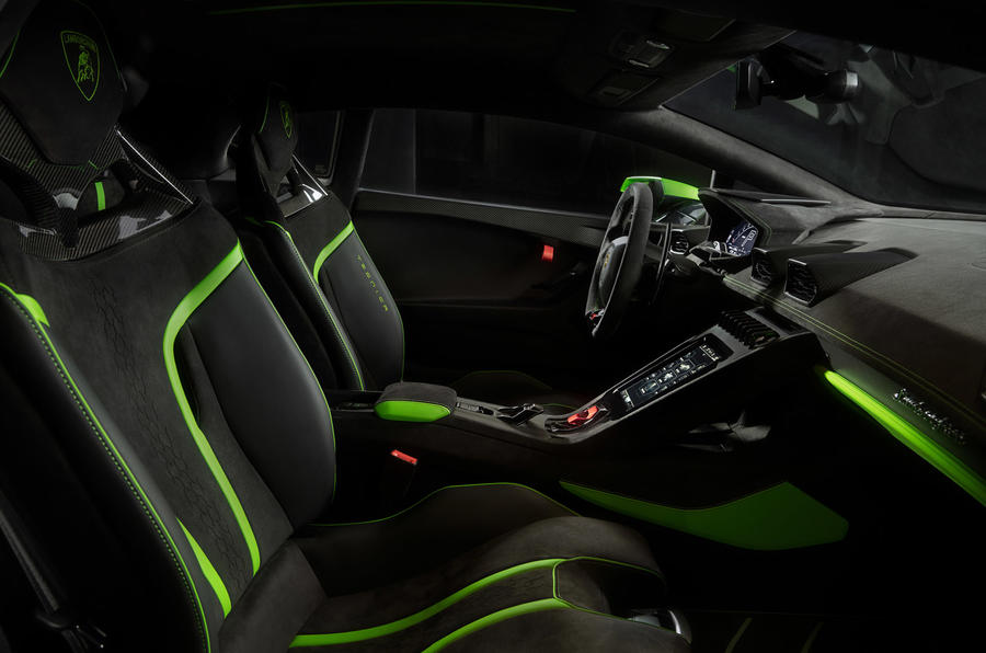 90 Lamborghini Huracan Technica 2022 official reveal studio cabin