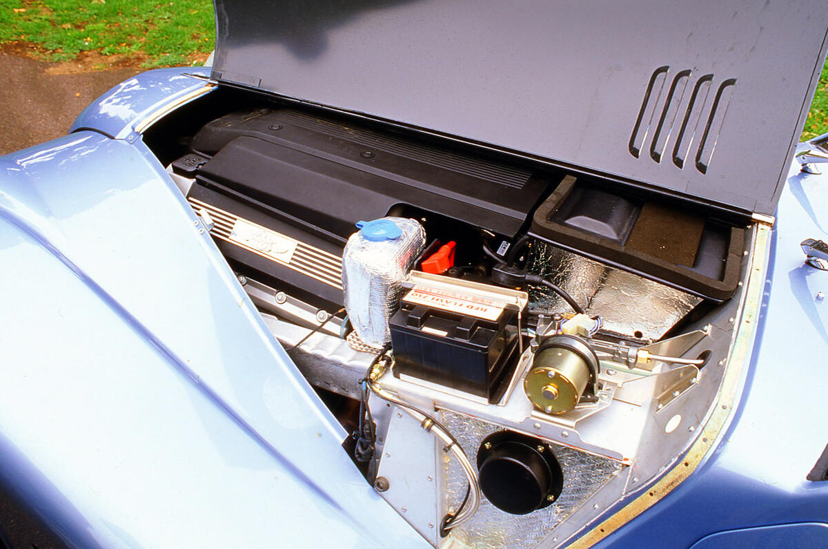 90-morgan-aero-8.jpg?itok=tqsbuz7i