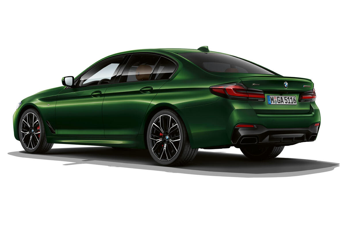 BMW M550i 2020 facelift official images - static rear