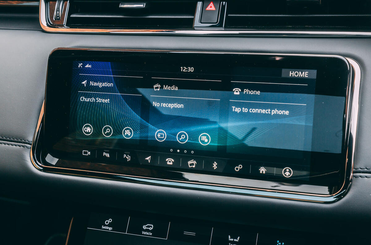 Land Rover Range Rover Evoque 2019 first ride review - infotainment