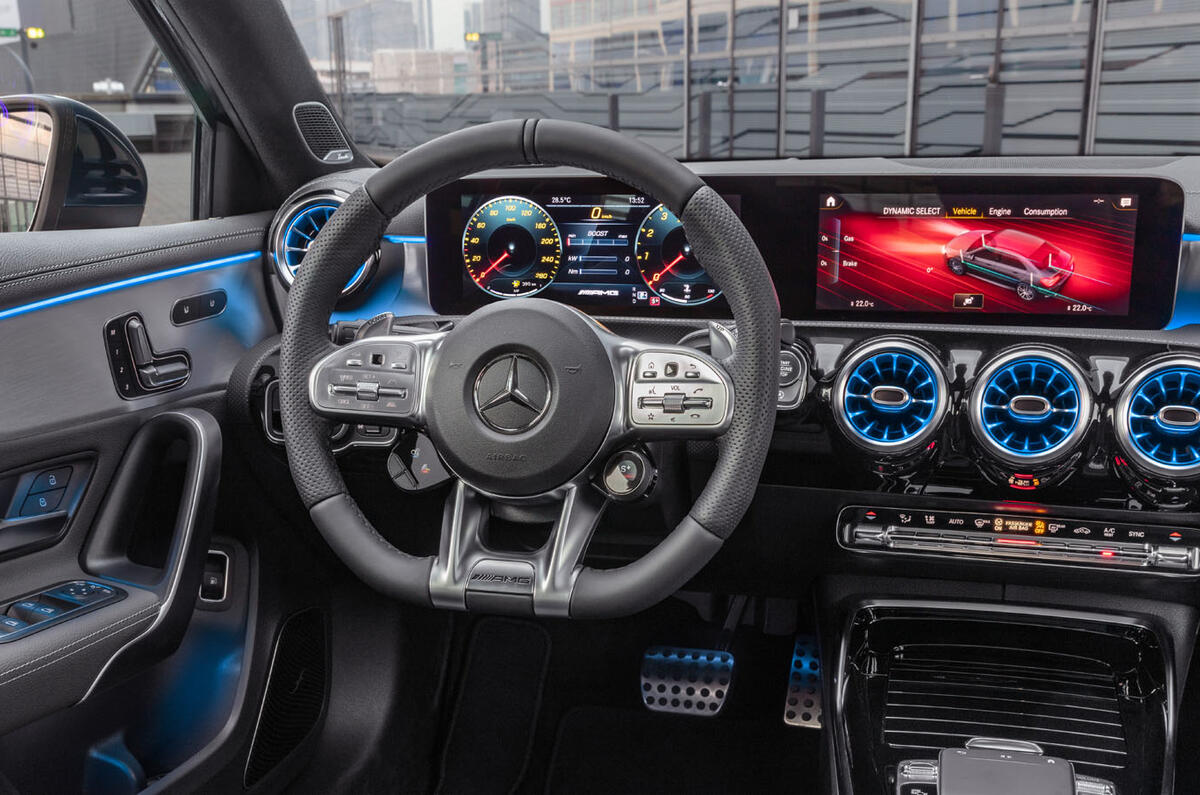 91-mercedes-amg-a35-saloon-official-reveal-steering-wheel.jpg