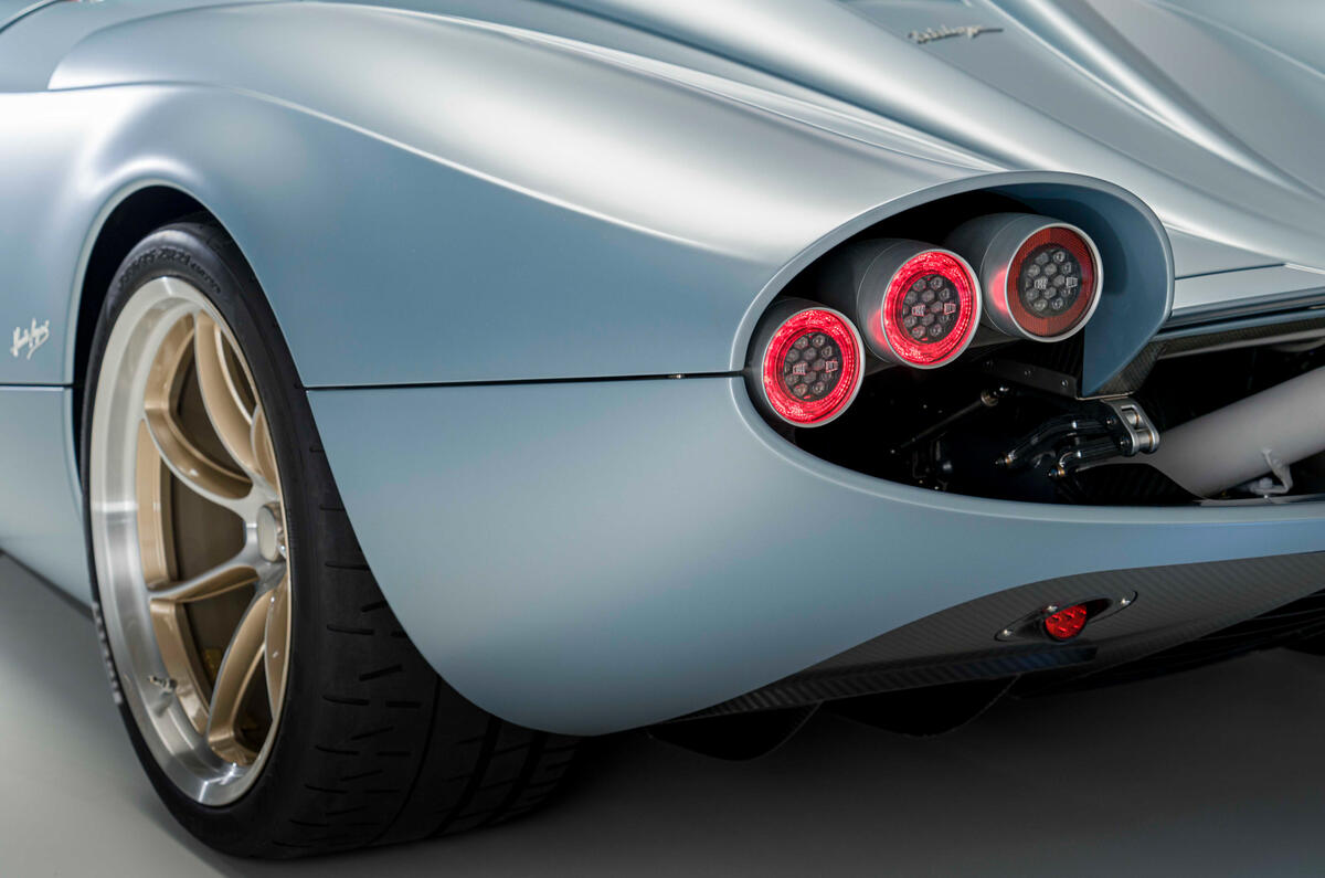 91 pagani huayra codalunga rear lights