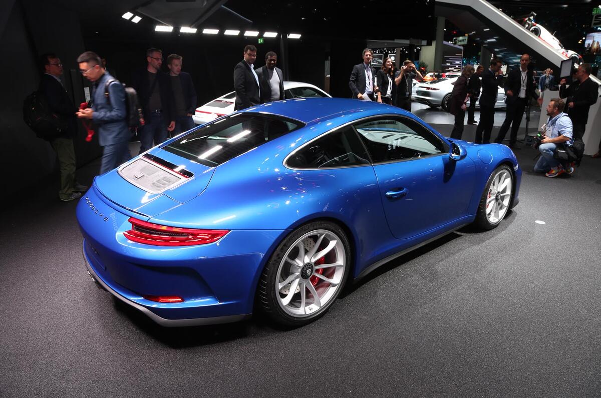 Porsche Unveils 911 Gt3 Touring Package As Purist S 911 Autocar