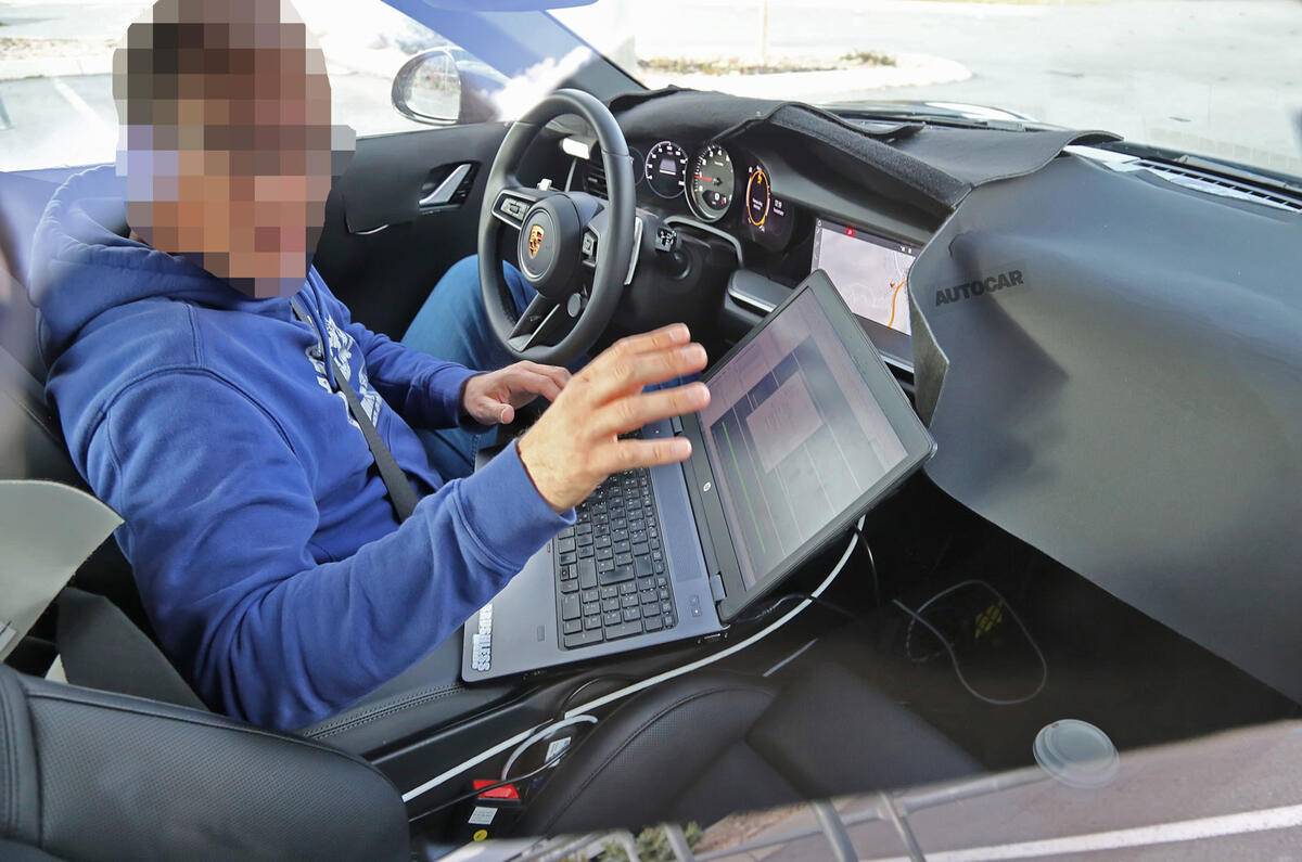 Porsche 911 interior sighting shows new digital cluster of 2019 car