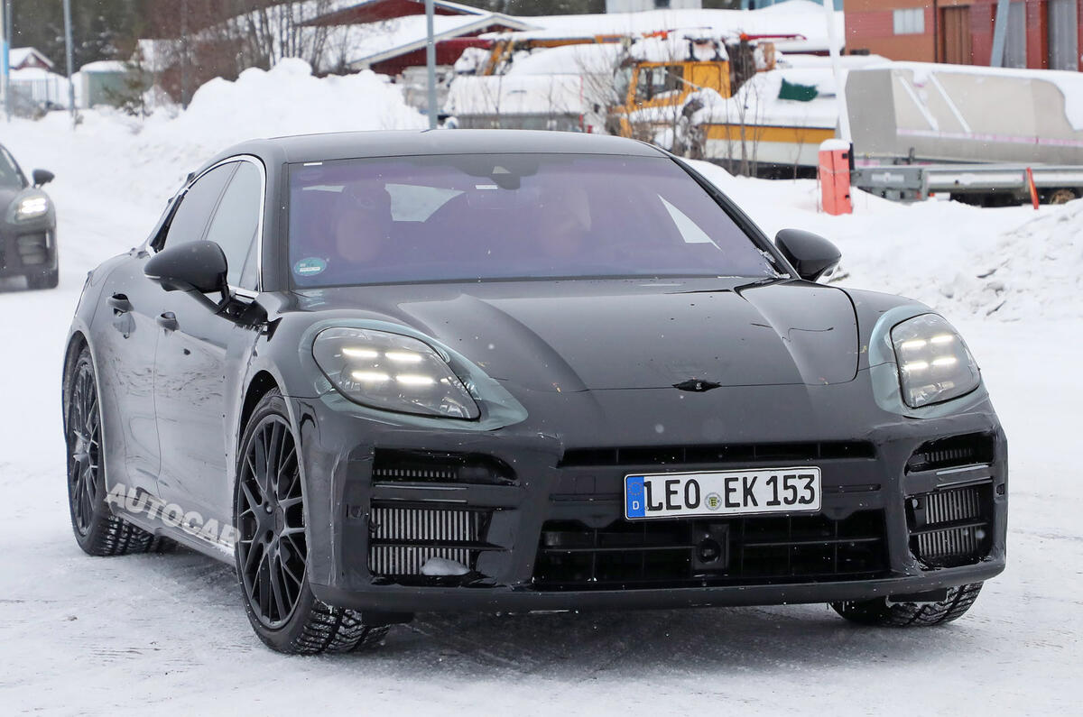 92 2023 porsche panamera spies Mar 22 front