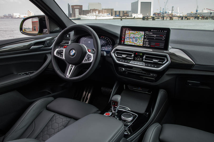 92-bmw-x4-m-2021-lci-official-images-cabin.jpg