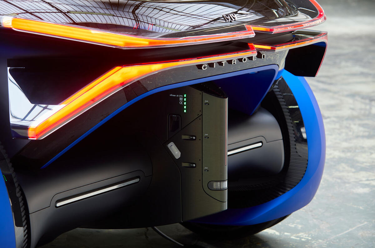 Citroen 19_19 concept official reveal - rear end