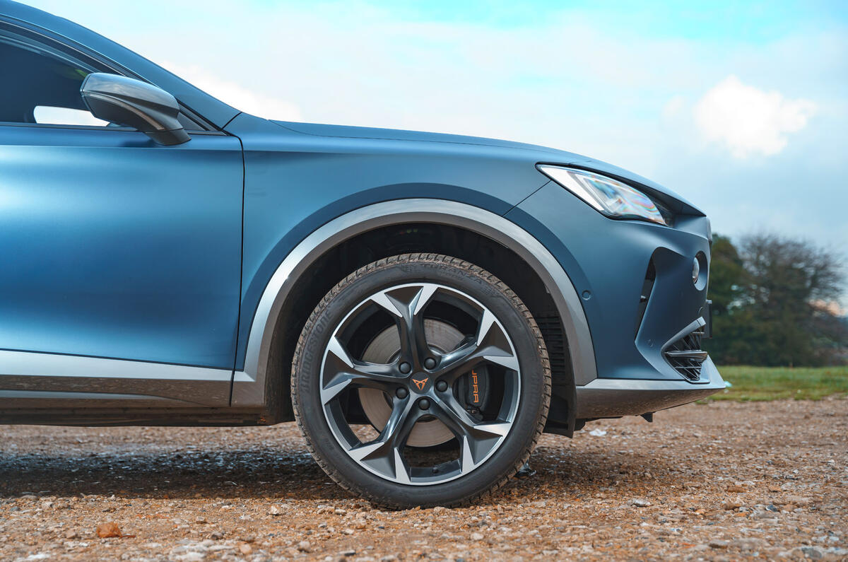 92 Cupra Formentor vs Hyundai Kona N 2022 Cupra wheel