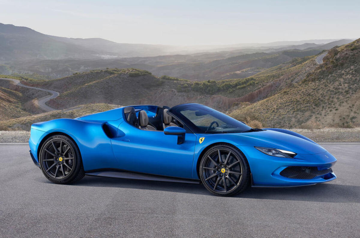 92 ferrari 296 gts 2022 official images blue front